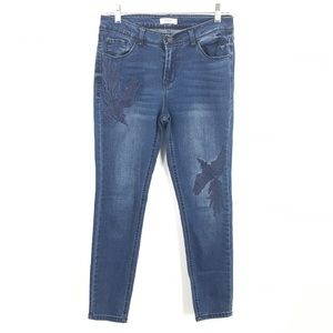Kensie Jeans Embroidered Bird Skinny  4 27